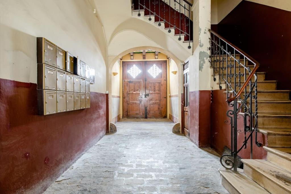 Cozy Loft Patio+Pool +Wifi Apartment Valencia Luaran gambar